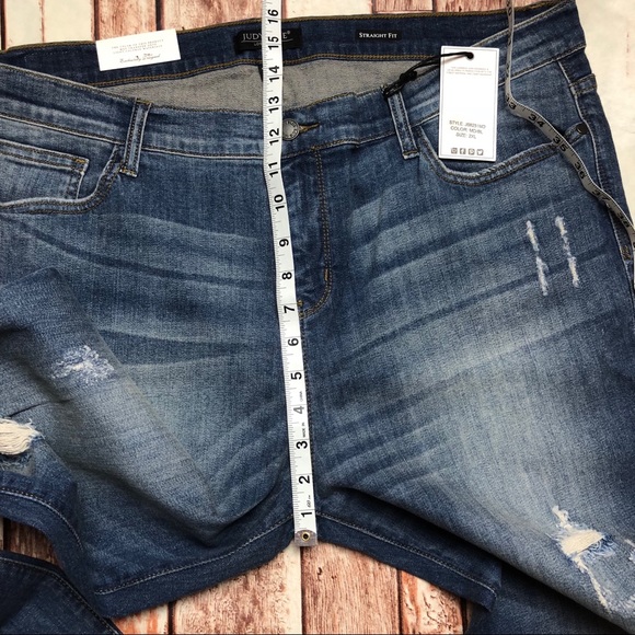 Last 1! Size 16 Judy Blue Cropped Distressed Jeans - Picture 5 of 8